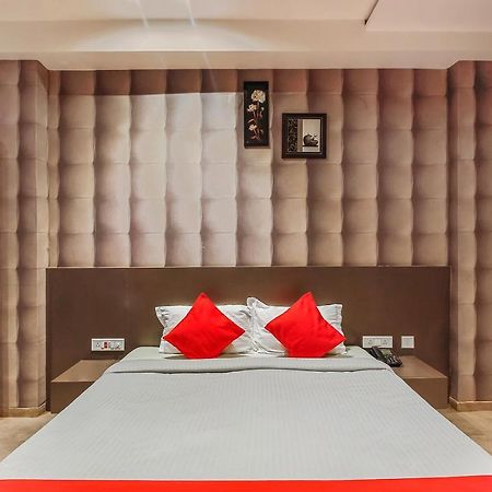 Zahirabad Oyo 26991 Stanza Luxurios Stay المظهر الخارجي الصورة